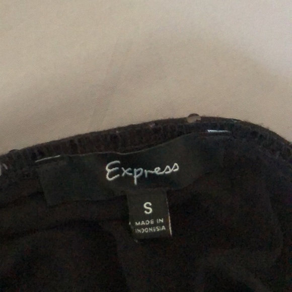 Express Top - Picture 3 of 3